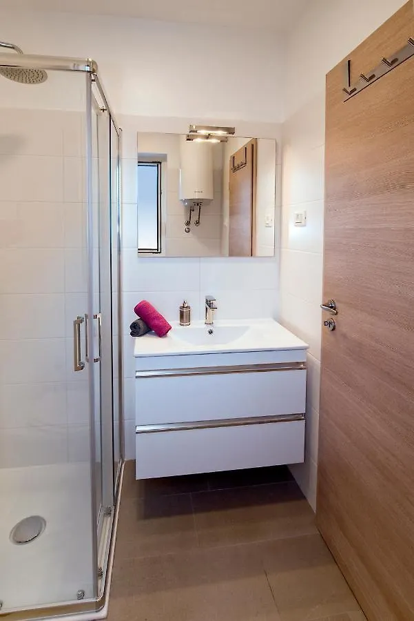 Holiday Home M1 & M2 Pula